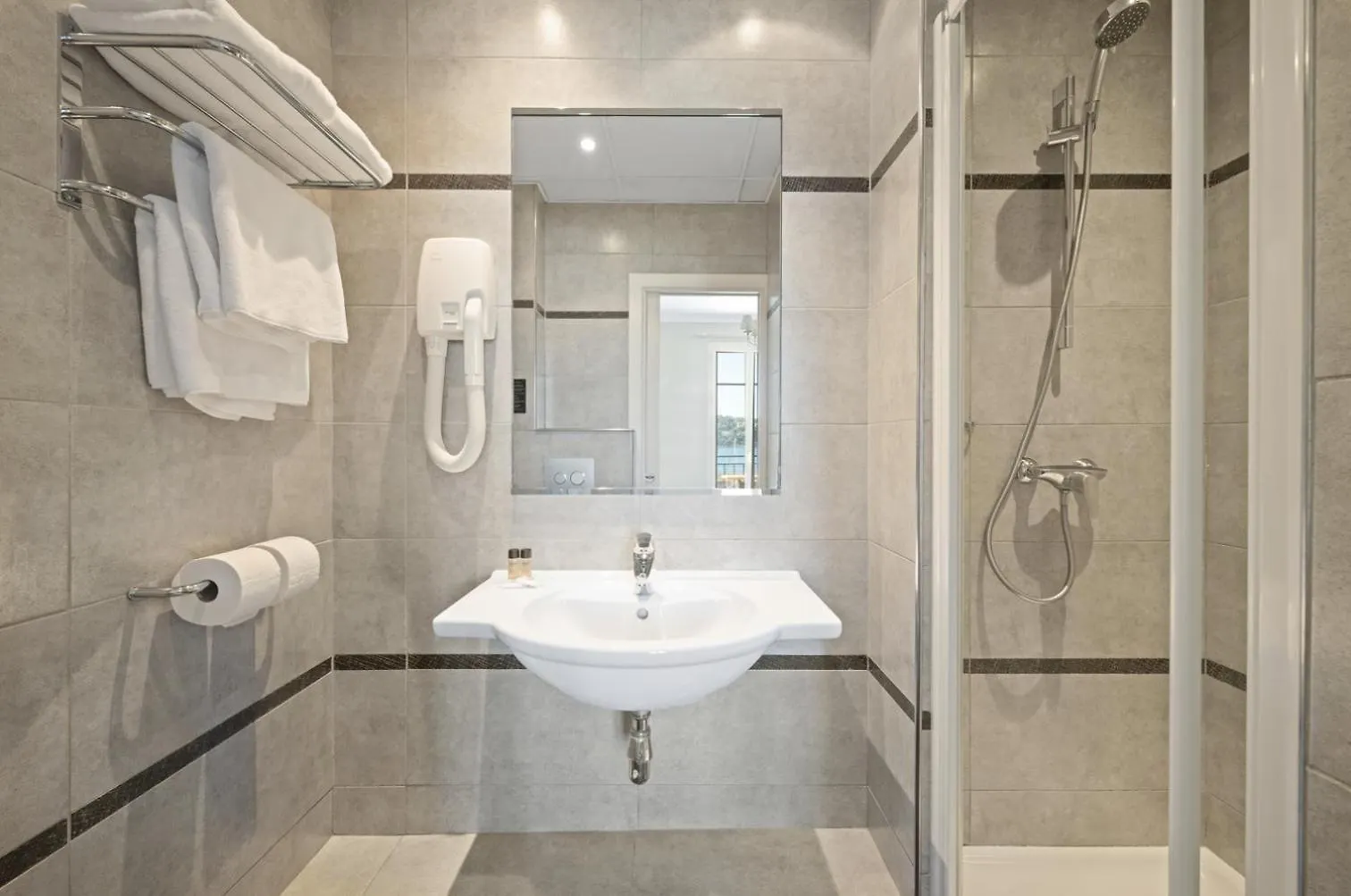 Hotel De La Darse Villefranche-sur-Mer 2*,  France