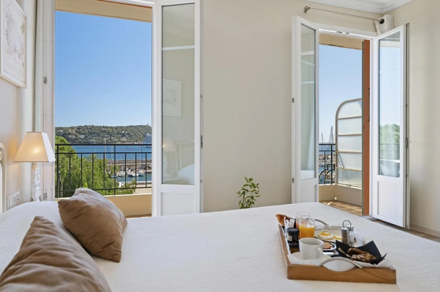Hotel De La Darse Villefranche-sur-Mer France